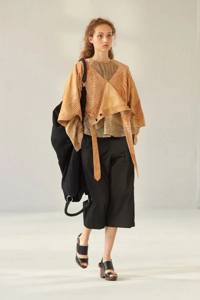 Look 40